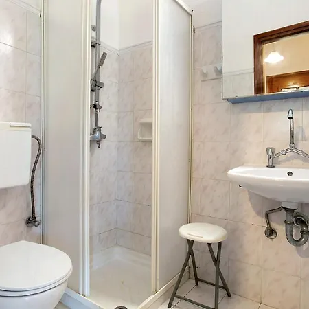 Areti Orfeas 6 Apartment